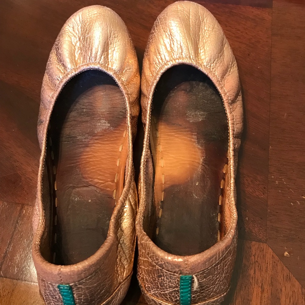 Rose gold Tieks size 9